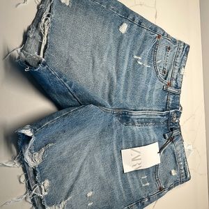 New With Tags ZARA loose fit Bermuda shirts!